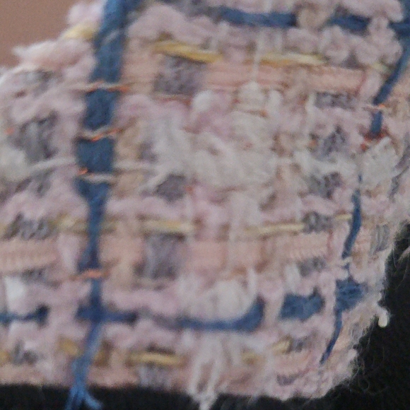 CHANEL Women's Tweed Slingback Heels - Black and Blush Pink - Picture 3 of 6